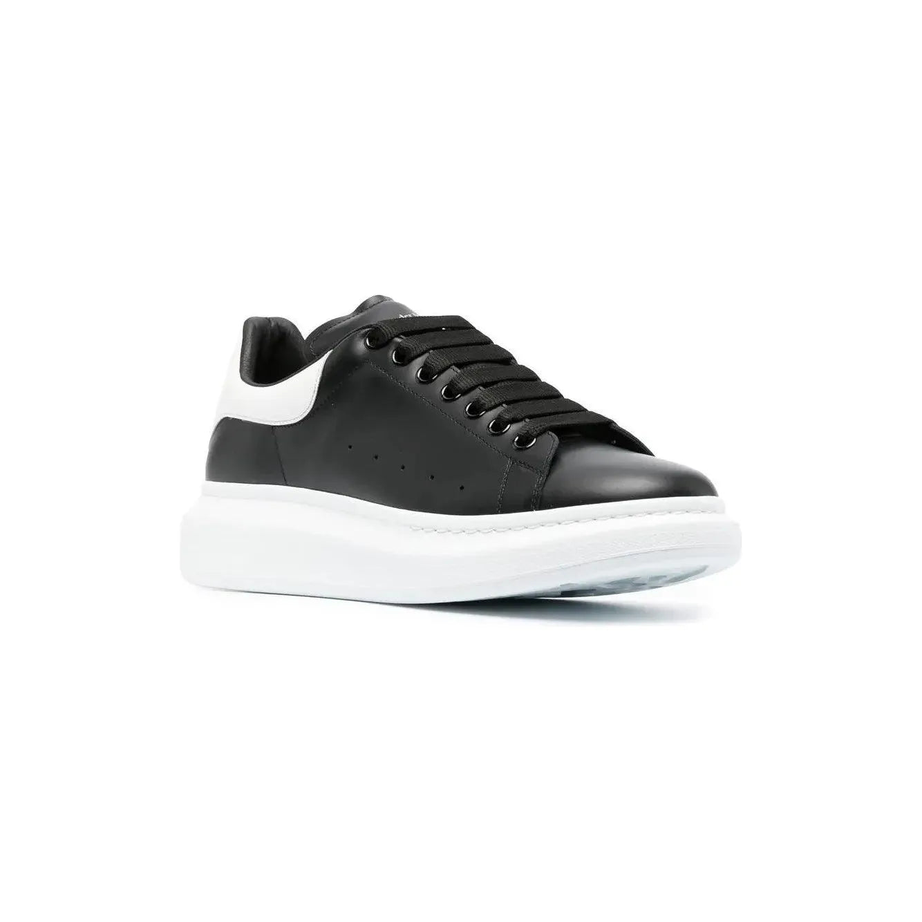 Alexander McQueen "Black/White" - Manore Store