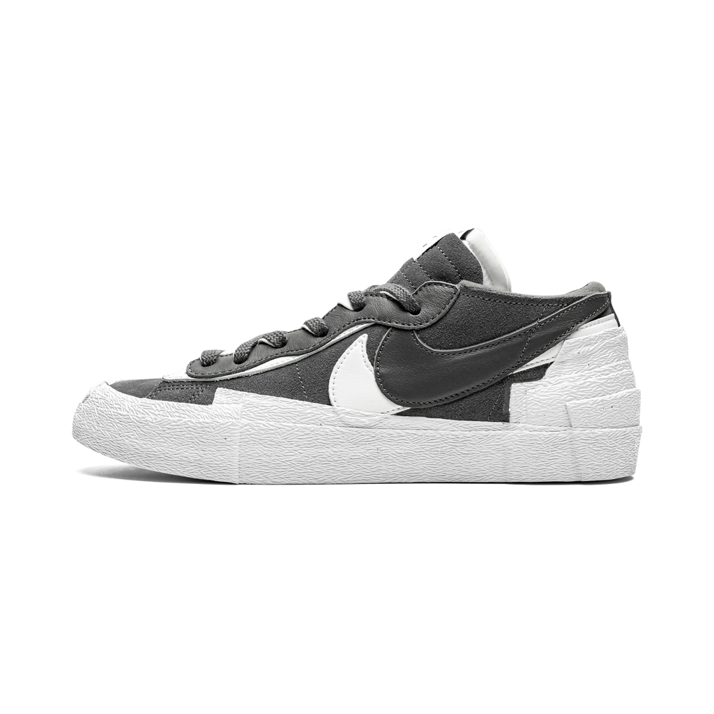 Blazer Low Sacai "Iron Grey" - Manore Store