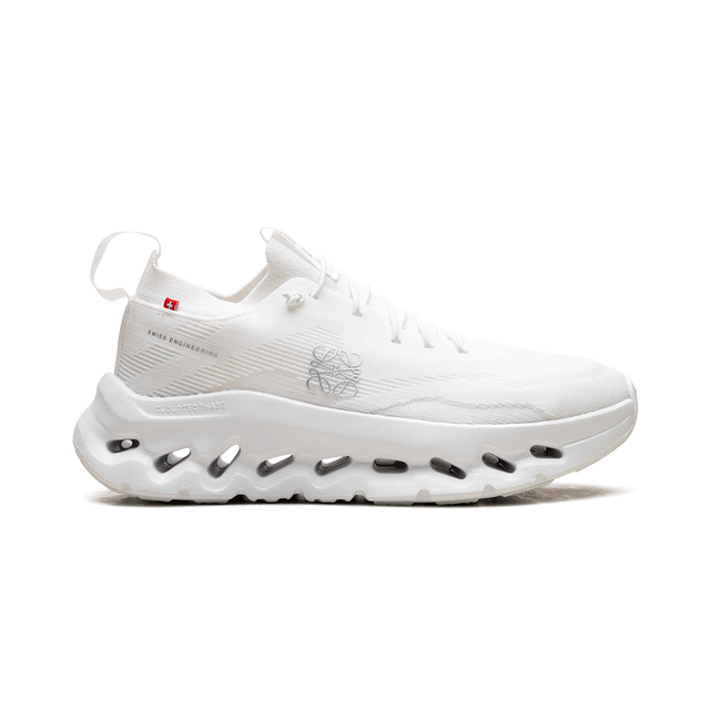 On Running Cloudtilt "LOEWE All White"