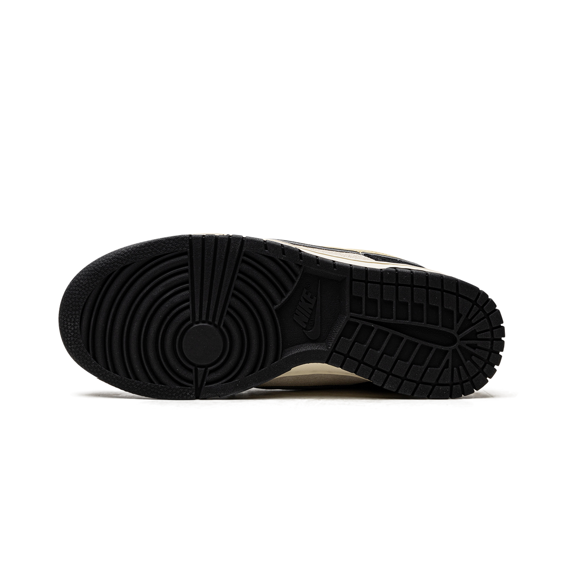 Dunk Low "Black / Cream Suede"