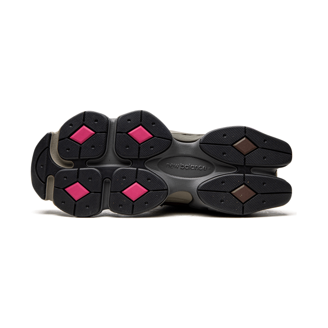 New Balance 9060 "Rich Oak / Burgundy" - Manore Store