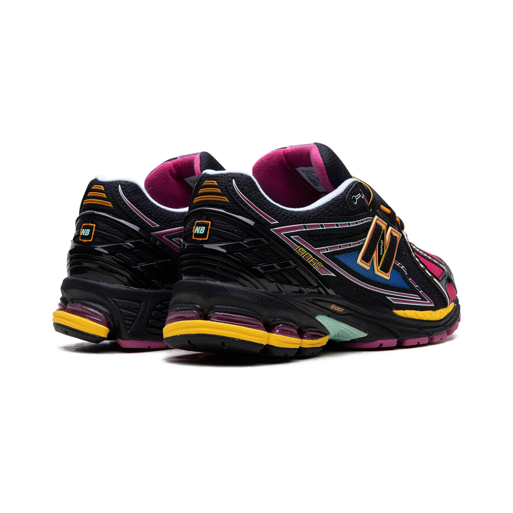 New Balance 1906 "Black/Pink" - Manore Store