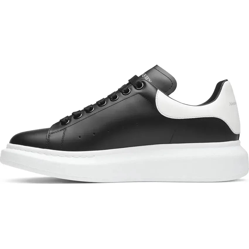 Alexander McQueen "Black/White" - Manore Store