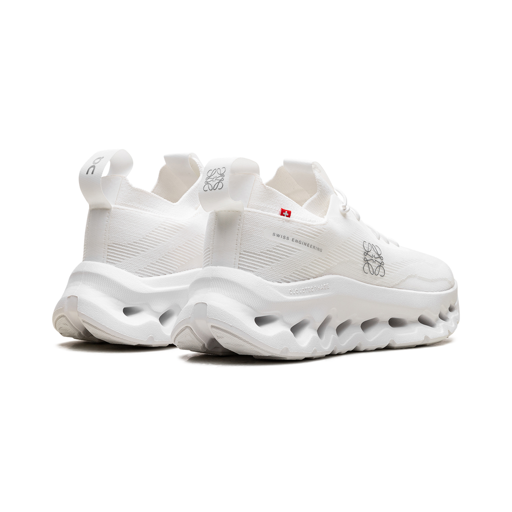 On Running Cloudtilt "LOEWE All White"