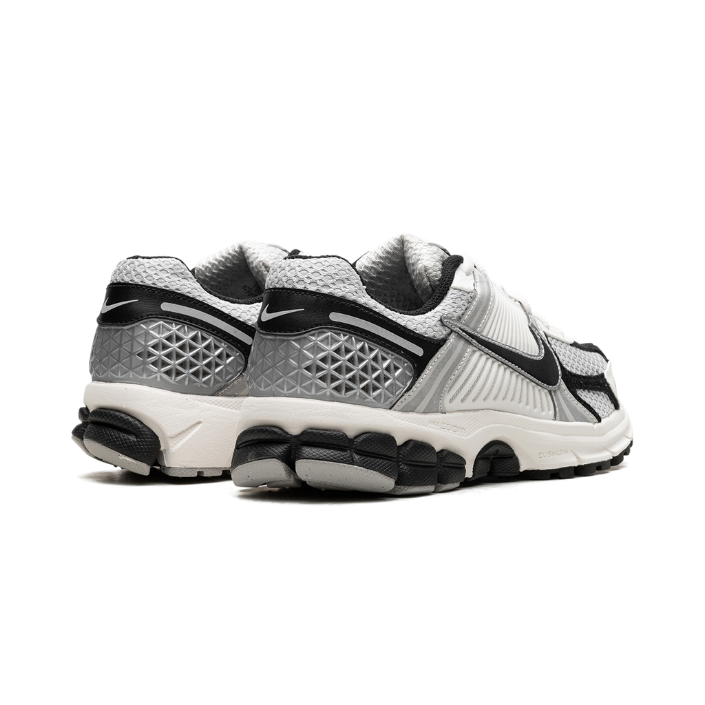 Nike Vomero 5 "Photon Dust Black" - Manore Store