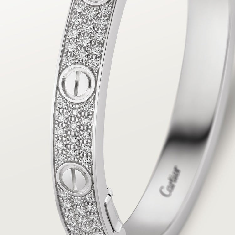 BRACELET CARTIER LOVE MODÉLE CLASSIQUE PAVÉ WHITE GOLD