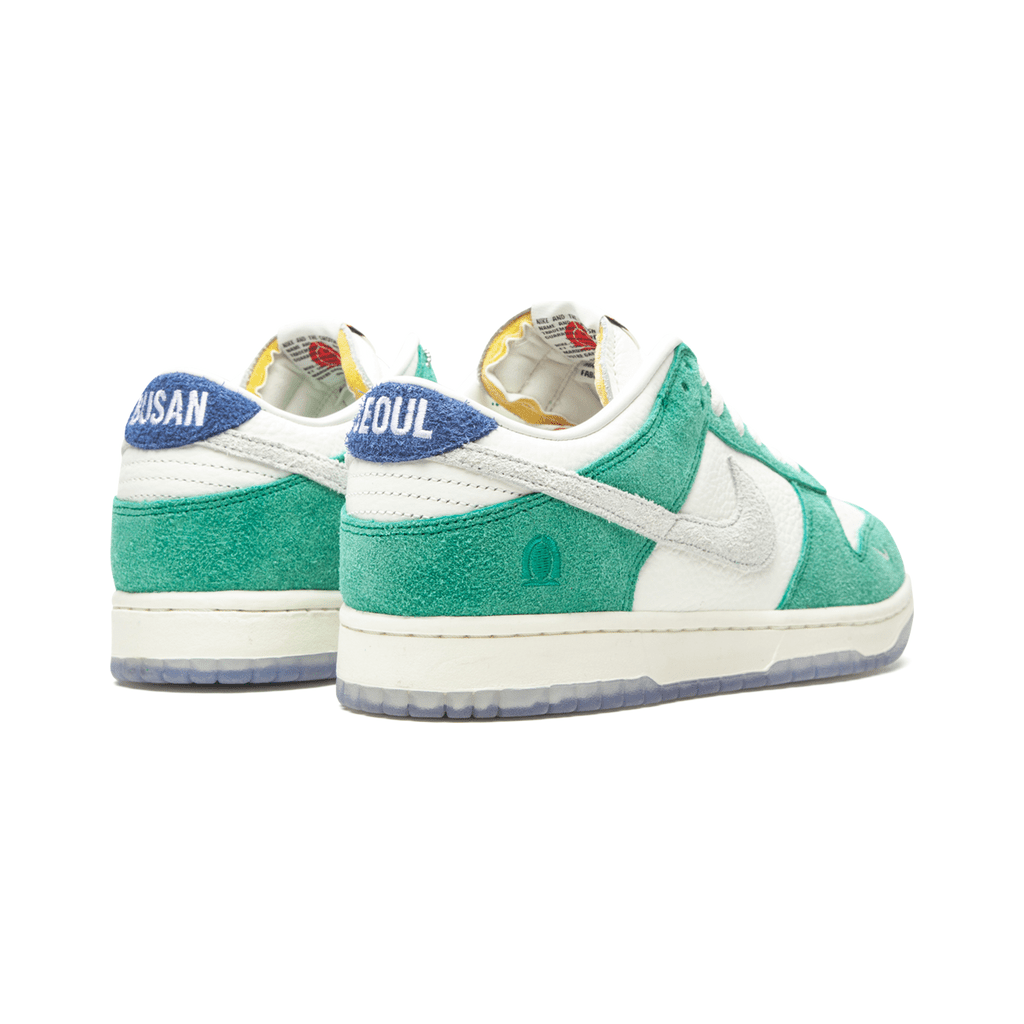 Dunk Low X KASINA "Road Sign" - Manore Store