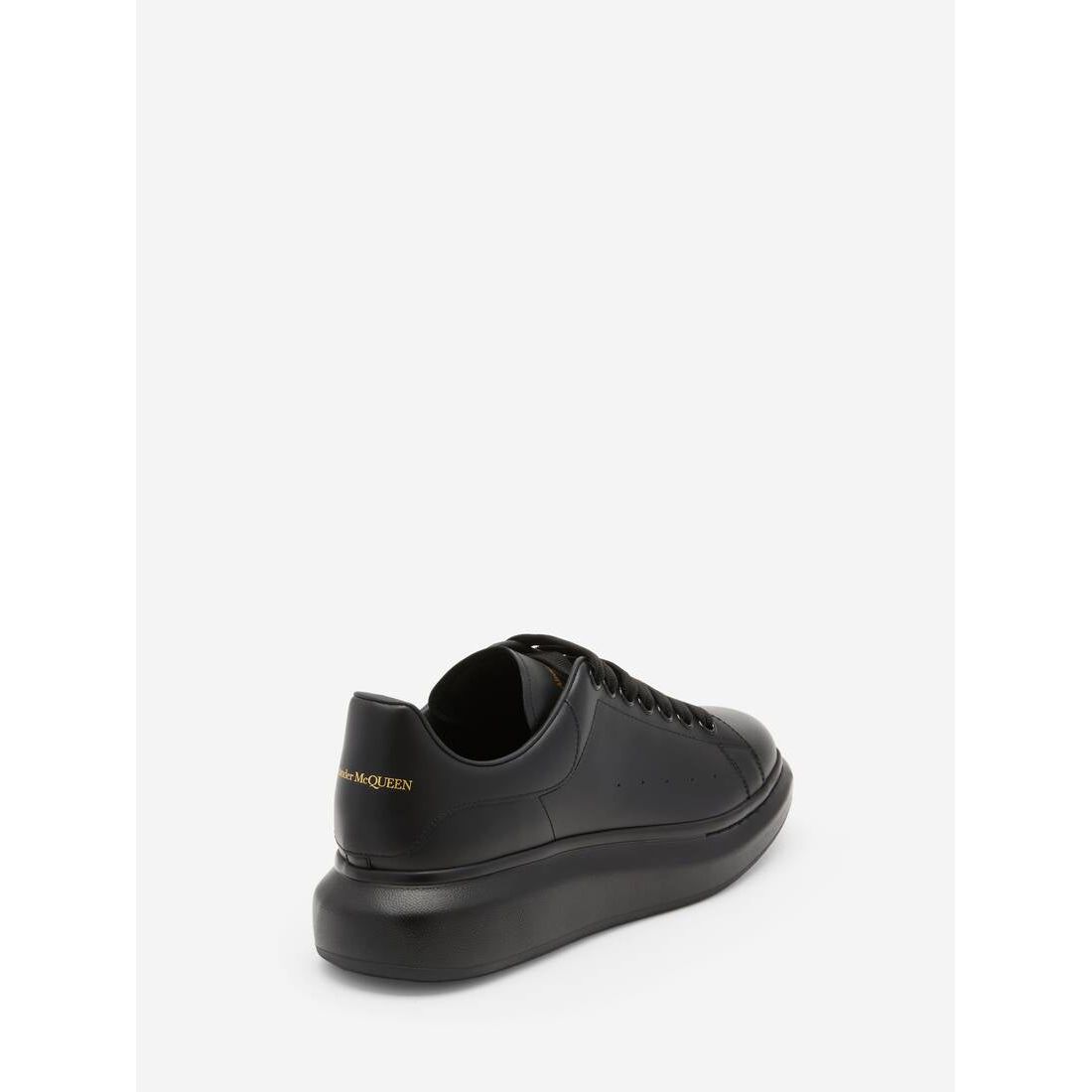 Mcqueen all black online