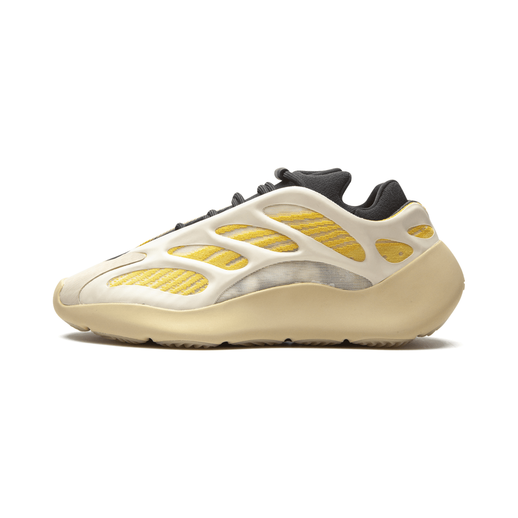 Yeezy Boost 700 V3 "Safflower" - Manore Store
