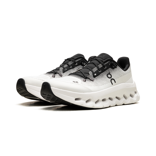On Running Cloudtilt "Black/Ivory"