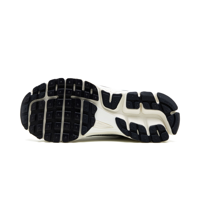 Nike VOMERO 5 "Photon Dust" - Manore Store