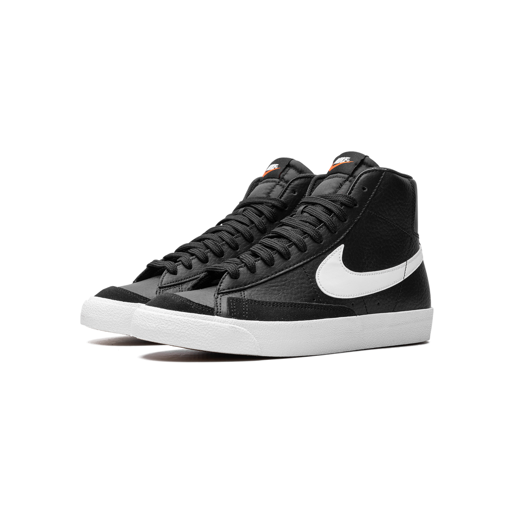 Blazer Mid 77 VNTG "Black/White" - Manore Store