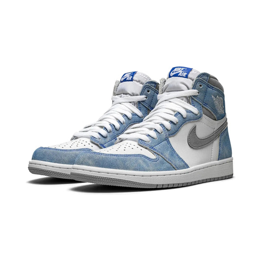 Air Jordan 1 High "Hyper Royal" - Manore Store