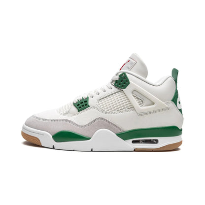 Air Jordan 4 Retro SP 'Pine Green'