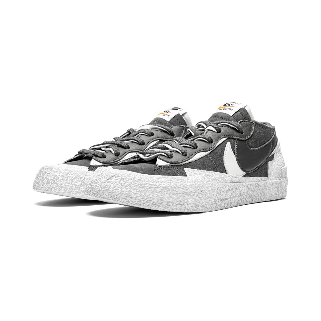 Blazer Low Sacai "Iron Grey" - Manore Store