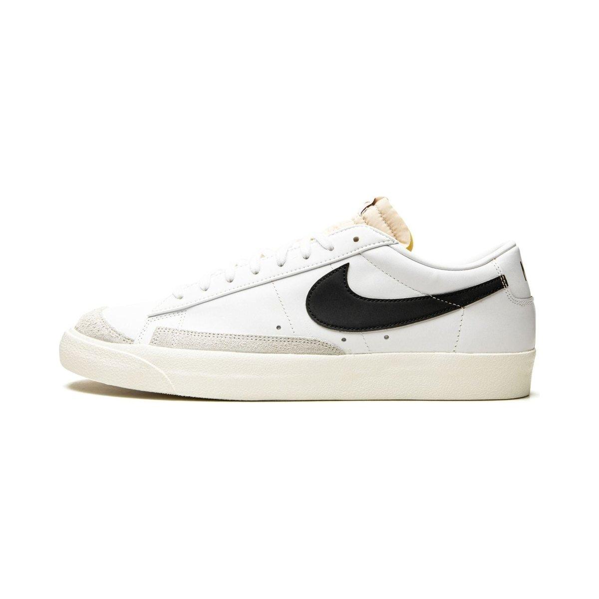 Blazer Low 77 VNTG "White/Black" - Manore Store