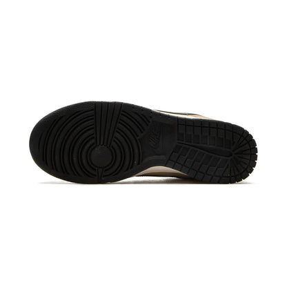 Dunk Low "Dark Driftwood" - Manore Store