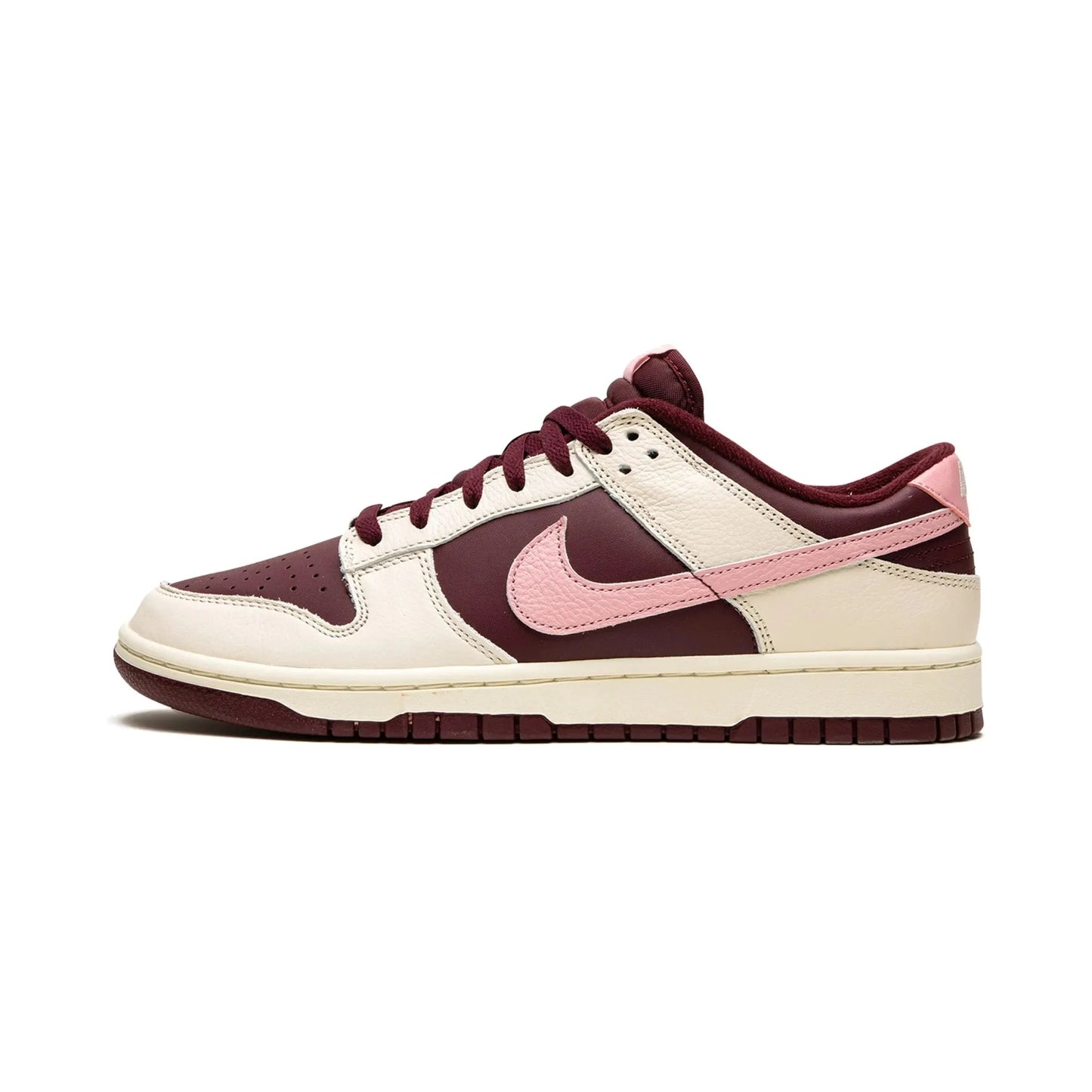 nike dunk low retro prm valentines day 2023 19759190 44171753 2048