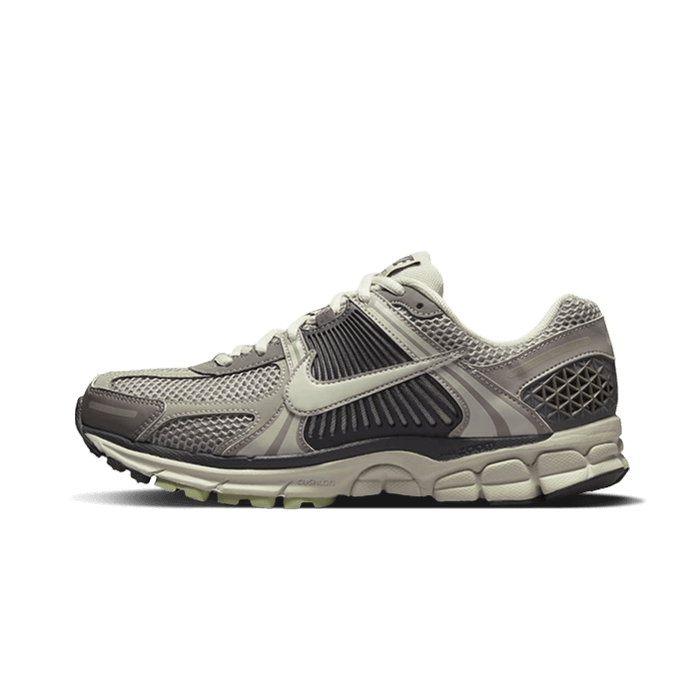 Nike Vomero 5 Pale "Cobblestone" - Manore Store