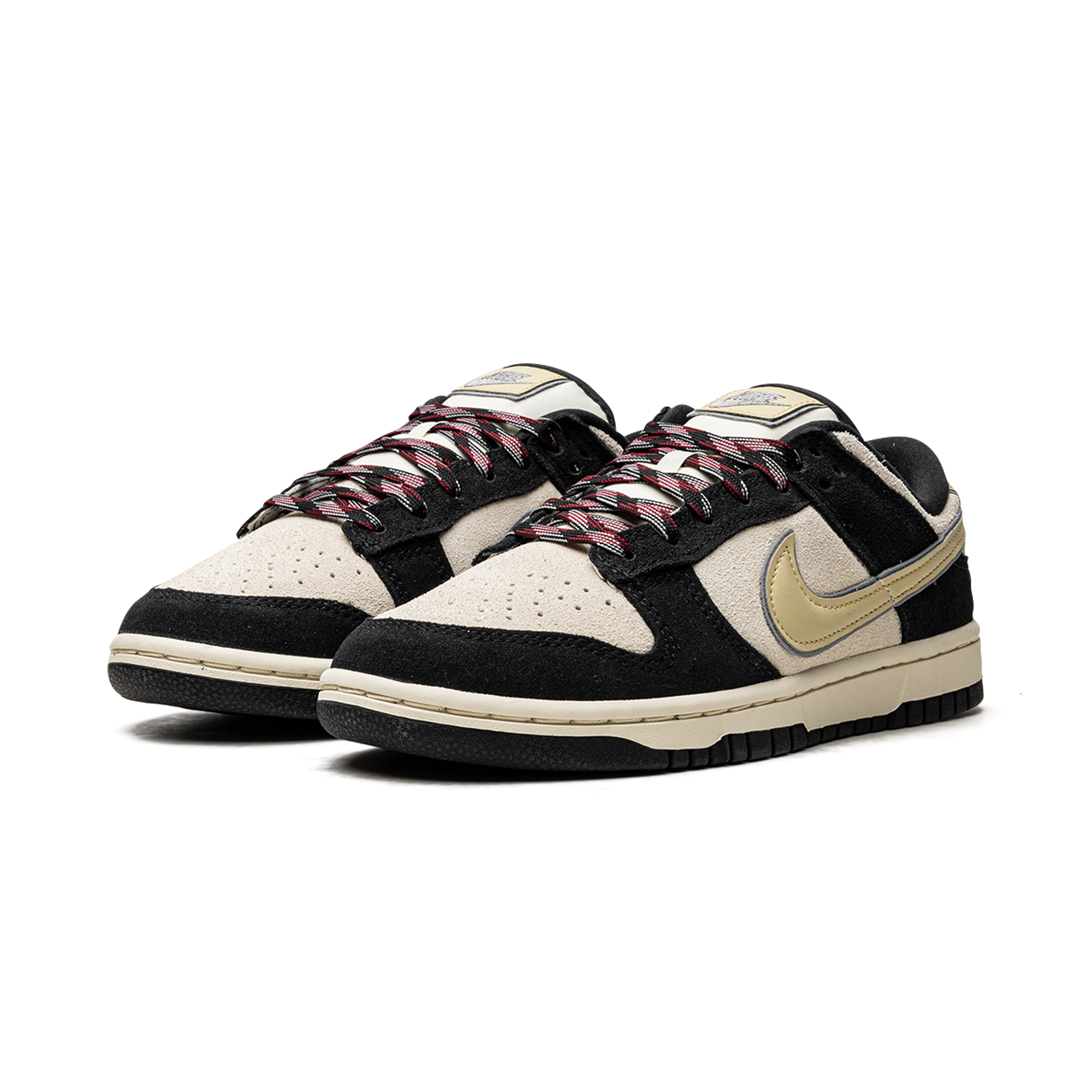 Dunk Low "Black / Cream Suede"