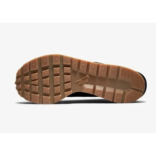 Nike Vaporwaffle Sacai " Black And Gum "