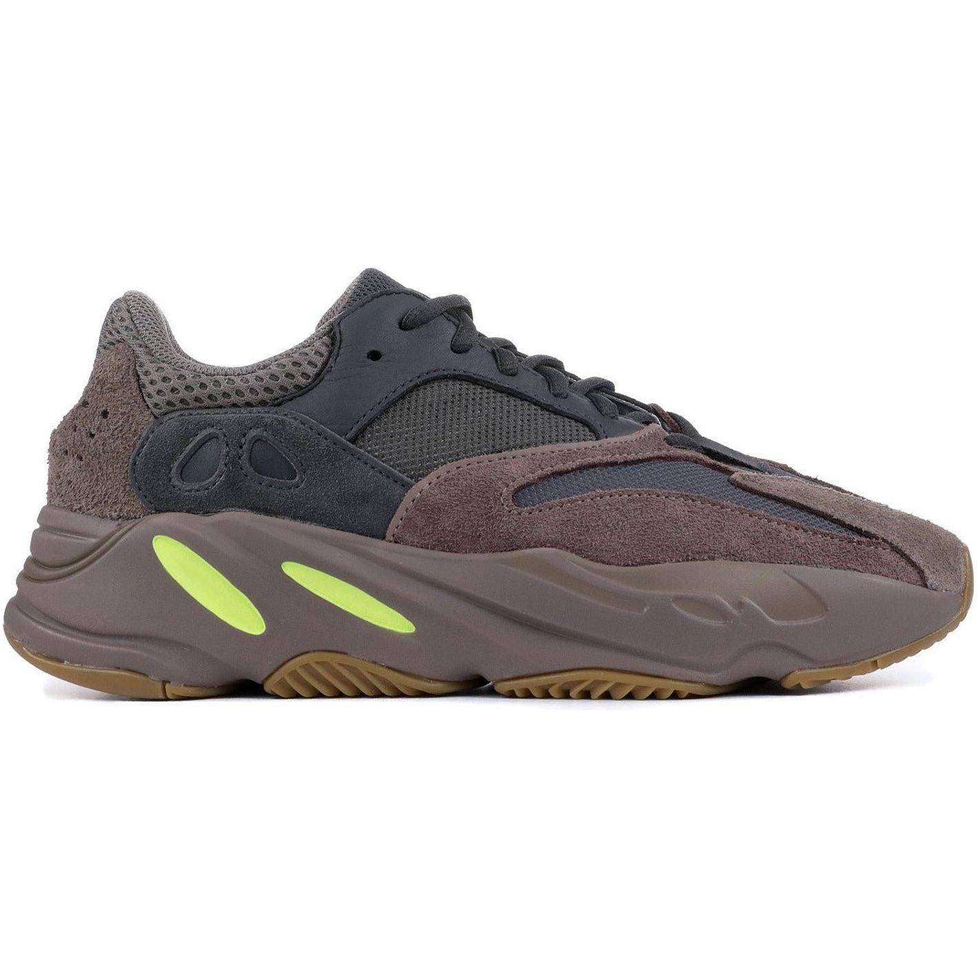 YEEZY BOOST 700 "MAUVE" (4005493047368)