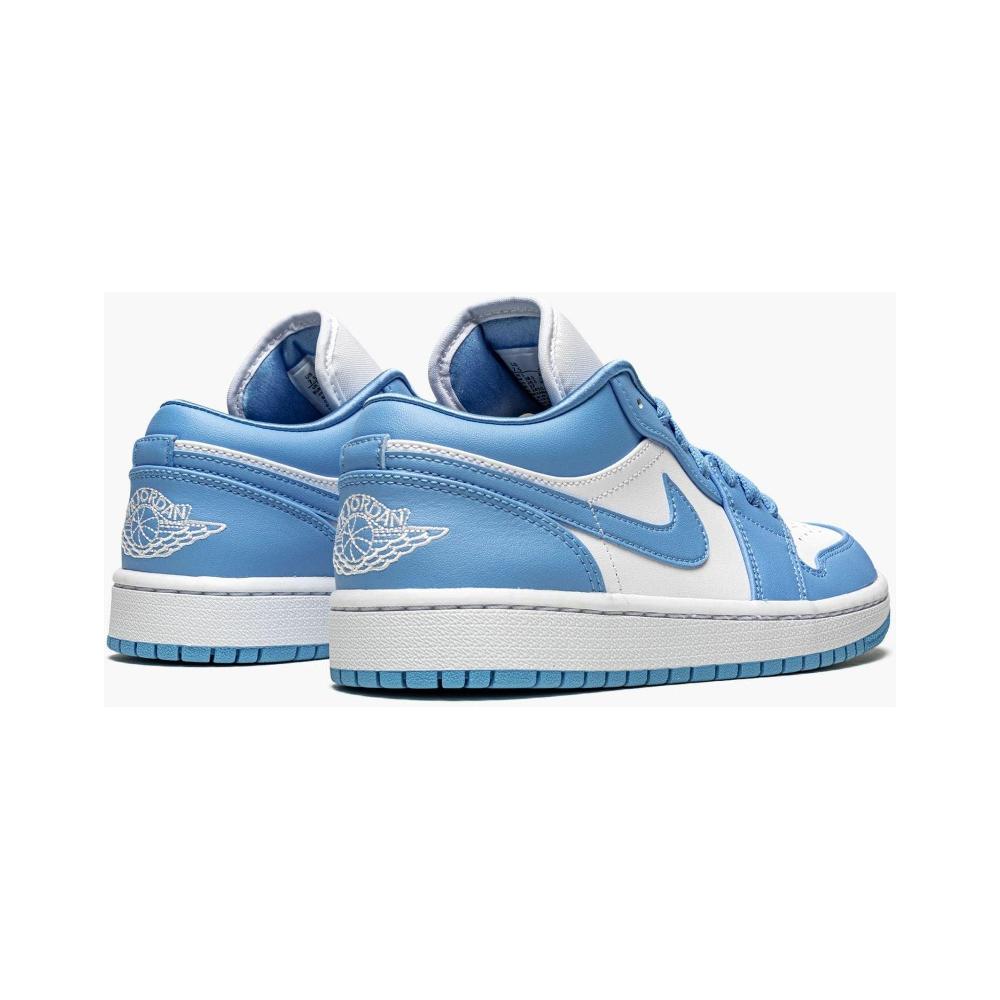 AIR JORDAN 1 LOW WMNS "UNC"