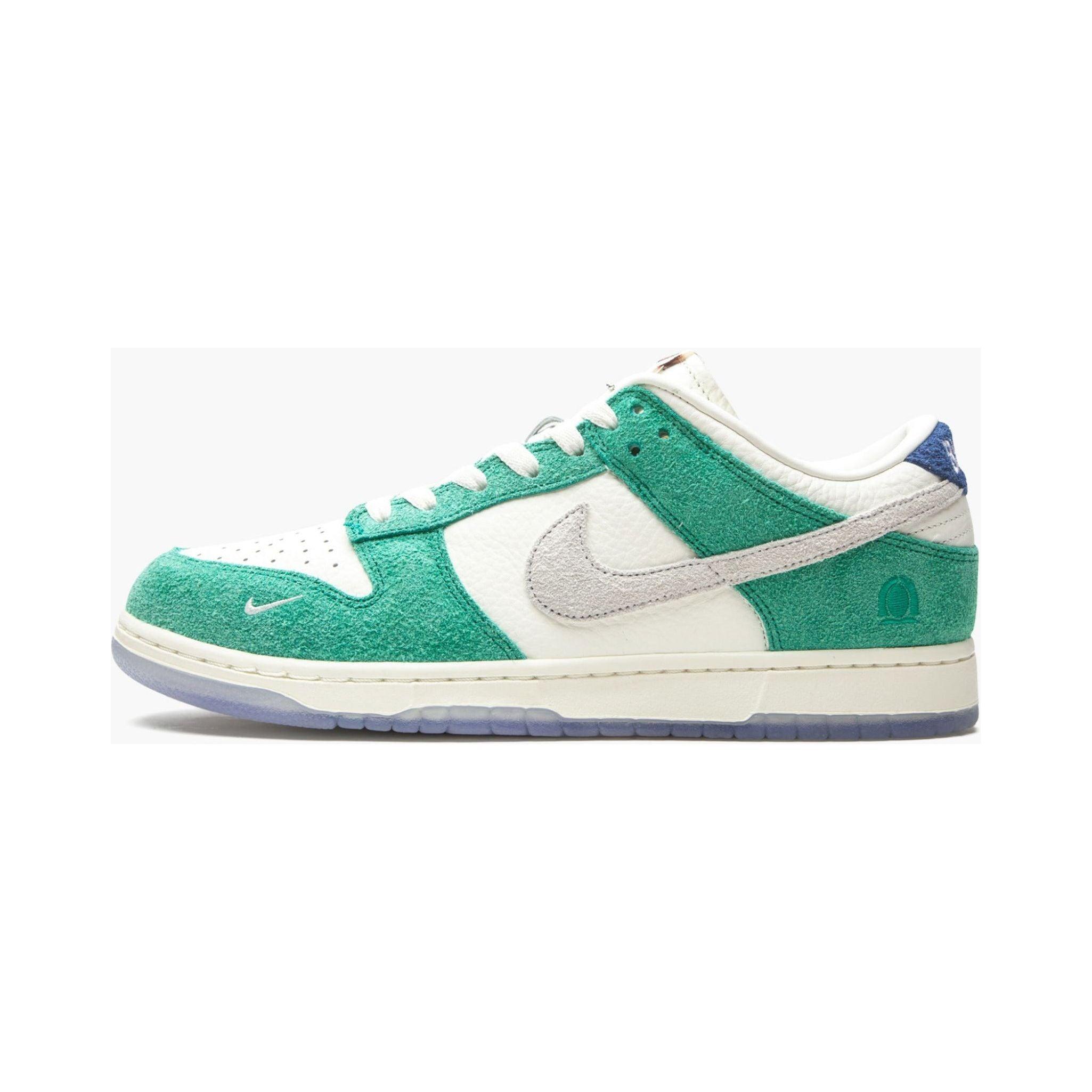 SB DUNK LOW / KASINA "Road Sign"